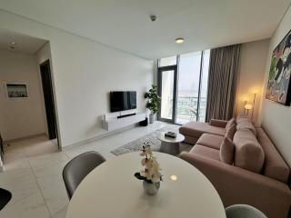Panoramic 1br with Crystal Lagoon & Downtown View - Dubai - 7