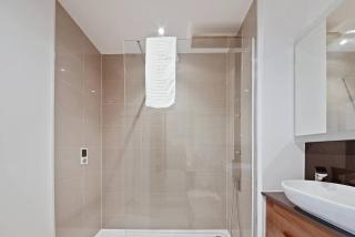 The Fabulous Oasis Maidstone 2bed 2bath Parking - Kent - 3