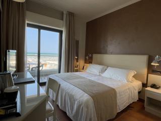Hotel Ambasciatori - Riccione - 6