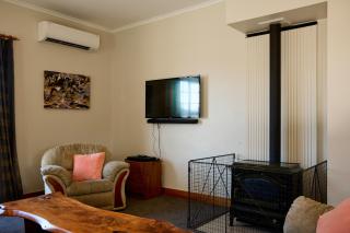 Ludstone Villa - A charming family home - Kaikoura - 5