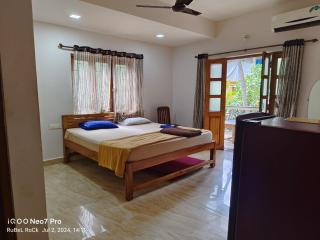 Evan's Nest - Calangute - 0