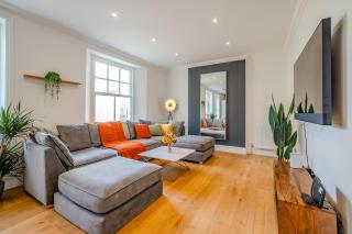 Free Parking I Beautiful 2 Bedroom Apartment Next To Brighton Beach - Brighton & Hove - 0