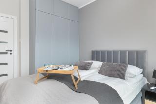 Nowa Letnica Comfortable Apartments with Balcony & Parking Gdańsk by Noclegi Renters - Gdańsk - 1