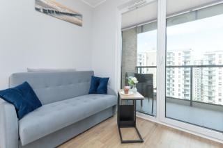Nowa Letnica Comfortable Apartments with Balcony & Parking Gdańsk by Noclegi Renters - Gdańsk - 9