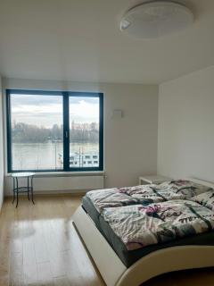 Eurovea riverside luxury condo - - 1