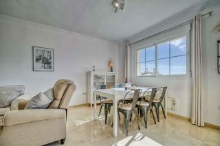 116 - Penthouse with Views and Pool, 5min away from Golf Course! - Benalmádena - 3