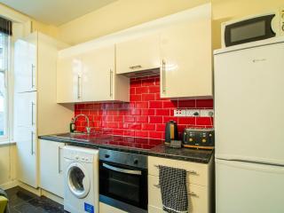 Hallam Sleek Central Apartment - Sheffield - 5