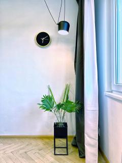 Jana's WoW apt, 2BR, Metro next door, near the airport - Prague - 3