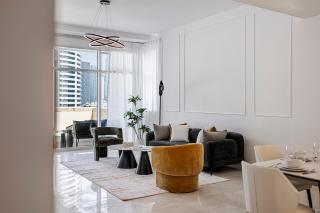 1BR With Burj Khalifa View Bay Square Business Bay - Dubai - 8