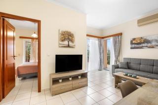 Sofie's Garden View Apartment - Daratso - 0