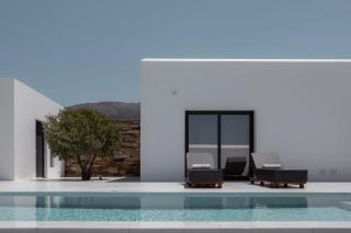 Ios Bliss - Mylopotas - 2