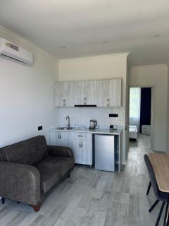 Veranda White House - Batoemi - 8