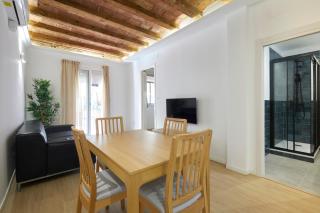 Stylish typical BCN flat - 6