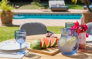 Charming Andalusian-Style Beach Villa - Marbella - 7