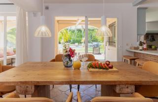 Charming Andalusian-Style Beach Villa - Marbella - 3