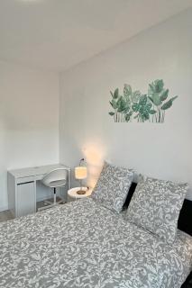 Cozy Paris Gateway Apartments Groups with free parking - 5