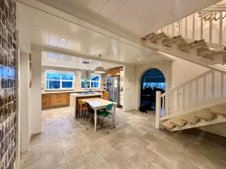 Luxurious House with hot & cold tub - Reikiavik - 5