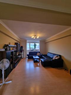 Big 4 room huge apartment - Bratislava - 2