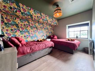 Stylish Flat With Stunning Views - 2