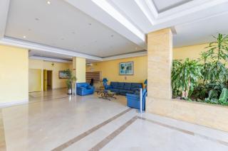 MARBELLA HOME RENTALS - Marina Banus, Puerto Banus, 2BR Best location, pool & parking - 5