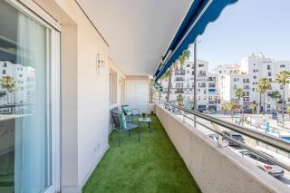 MARBELLA HOME RENTALS - Marina Banus, Puerto Banus, 2BR Best location, pool & parking - 2