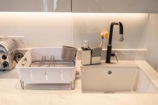 Bright, modern one bedroom apartment on 1st floor - London - 5