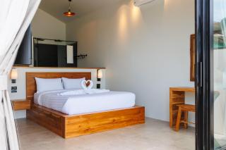 Beachfront 4BR Villa with Private Pool - Ocean Access - 4