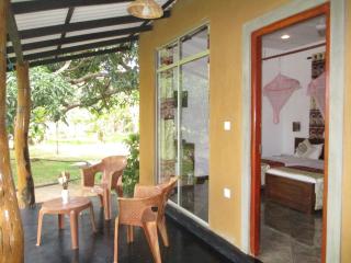 Peacock Lake Villa - 4