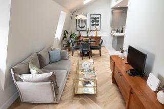 Modern 2 bed Charlotte Street apartment on 3rd floor - Londra - 0