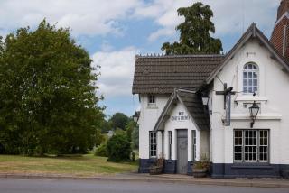 Crossroads by Chef & Brewer Collection - Weedon Bec - 0