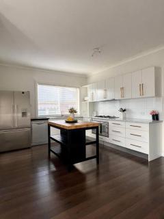 Renovated 3 Bedroom House - 4