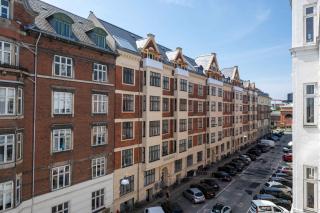 Large Apartment in Central Copenhagen by Tivoli Gardens - Copenaghen - 3