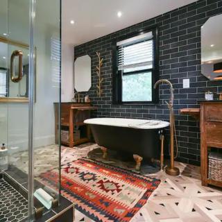 A Whimsical Farmhouse Retreat- Suite 3 - Berryville - 7