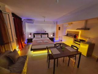 Acropolis Echoes Apartment - Atene - 9