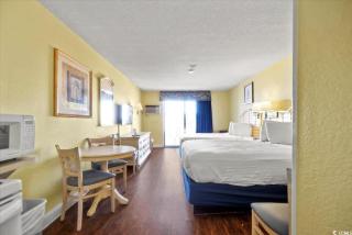 Double Queen Suite with Stunning Ocean Views! Sea Mist 51111 - Myrtle Beach - 0