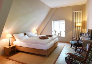 Haus Keppelborg: ZI Ferdinand mit Rosengartenblick - 9