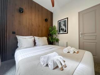 Unique Flat near Louvre & Palais Royal - Paris - 9