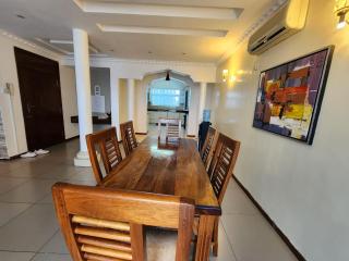 Almasi tatu - Mombasa - 3