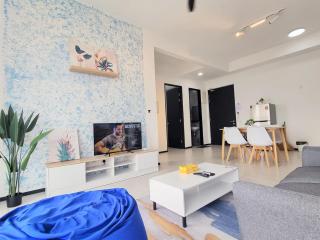 Skyblue 2 Rooms Apartment, 4 plus 2 Pax at Urban Suites - Jelutong - 9
