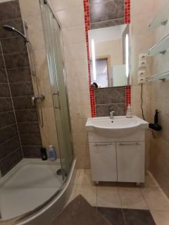 Apartament obok Piotrkowskiej, parking gratis, dostęp na kod - Łódź - 4