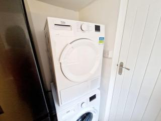 Attractive 4 bedroom entire house in Nottingham - Stapleford - 4