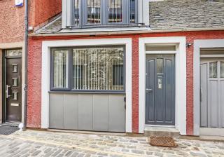 Argyl - Central Old Town Mews Home with Parking - 2