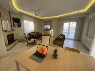Comfortable villa with garden in “Urla İskele” - Urla - 8