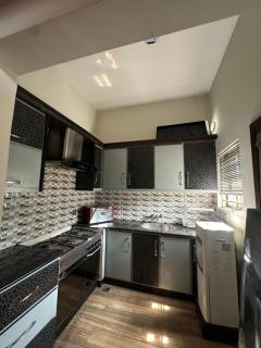 Beautiful and fully furnished floor - 4