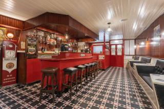 Killorglin Irish Pub With Hot Tub That Sleeps 19 - Killorglin - 8