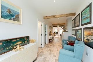 Holland House No3 - 3