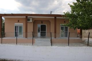 Chris Apartment - - 9
