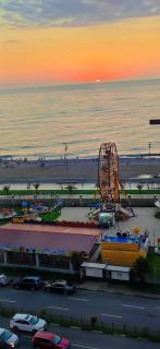 Apartment DESI with sea view on the beach in Batumi - Batoemi - 6