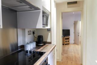 New- Modern 2br Apt Wifi Sleep5 City Centre - 7
