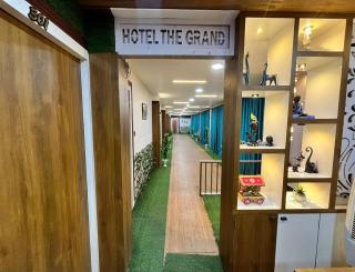 Hotel The Grand Near Maninagar Railway Station Ahmedabad - Ahmedabad - 4